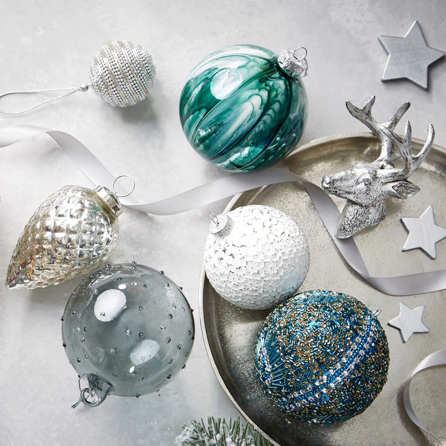 Deko-Teller Ø34cm BANQUET In Silber 5 Deko-Teller Ø34cm BANQUET In Silber – Bild 5