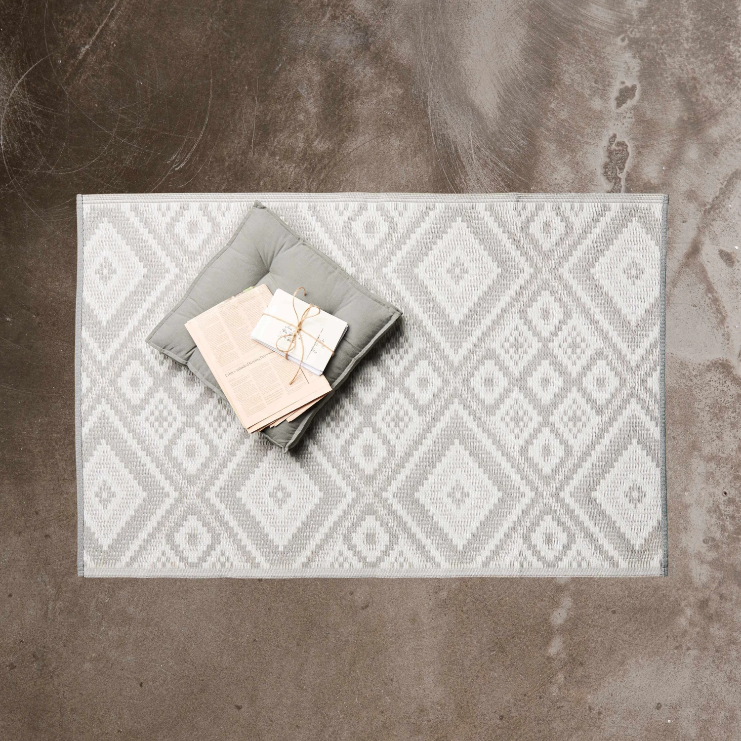 In- & Outdoor-Teppich Ethno L 150 X B 90cm COLOUR CLASH In Grau 4 In- & Outdoor-Teppich Ethno L 150 X B 90cm COLOUR CLASH In Grau – Bild 4