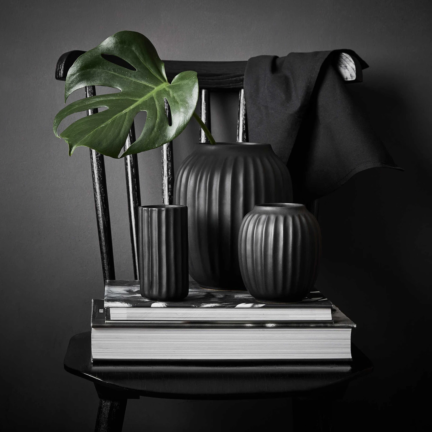 Vase Höhe 23cm LIV In Schwarz 5 Vase Höhe 23cm LIV In Schwarz – Bild 5